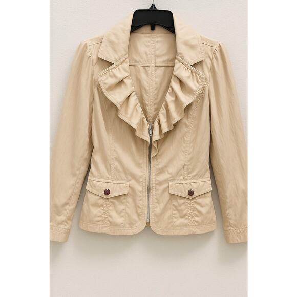 White House Black Market Beige Ruffle Zip Jacket Size 12 Lightweight Chic - Picture 1 of 13